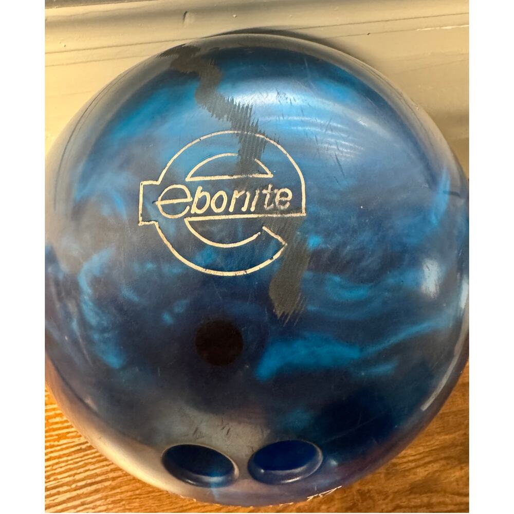 Ebonite Maxim IV Bowling Ball 12.9 lbs Blue Swirl